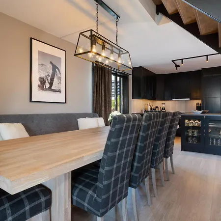 Stolstunets Toppetasje *